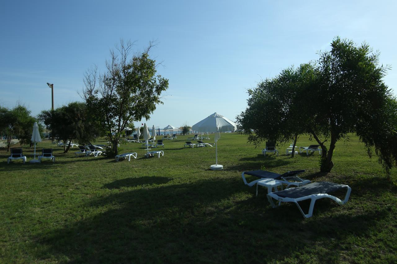 Glamour Resort & Spa Side Exterior foto