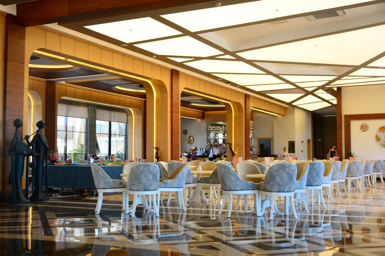 Glamour Resort & Spa Side Exterior foto