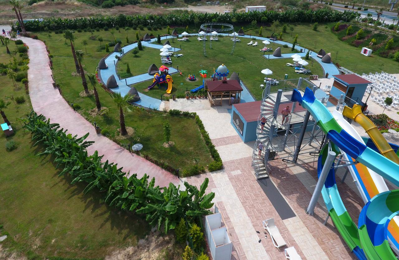 Glamour Resort & Spa Side Exterior foto
