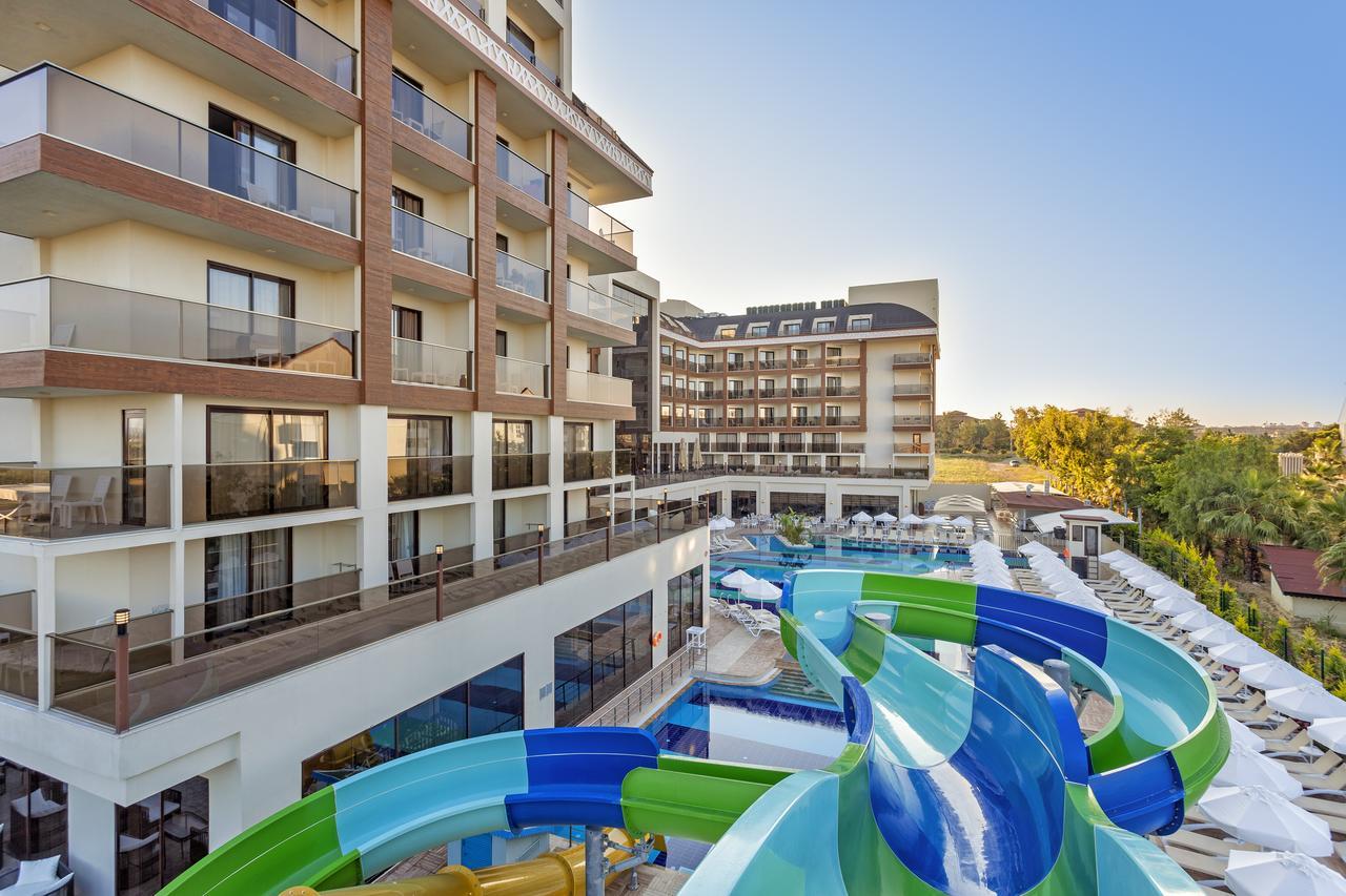 Glamour Resort & Spa Side Exterior foto
