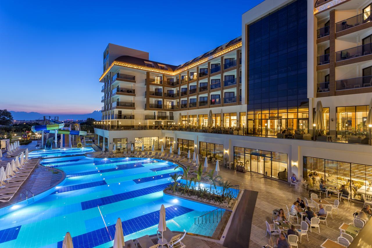 Glamour Resort & Spa Side Exterior foto
